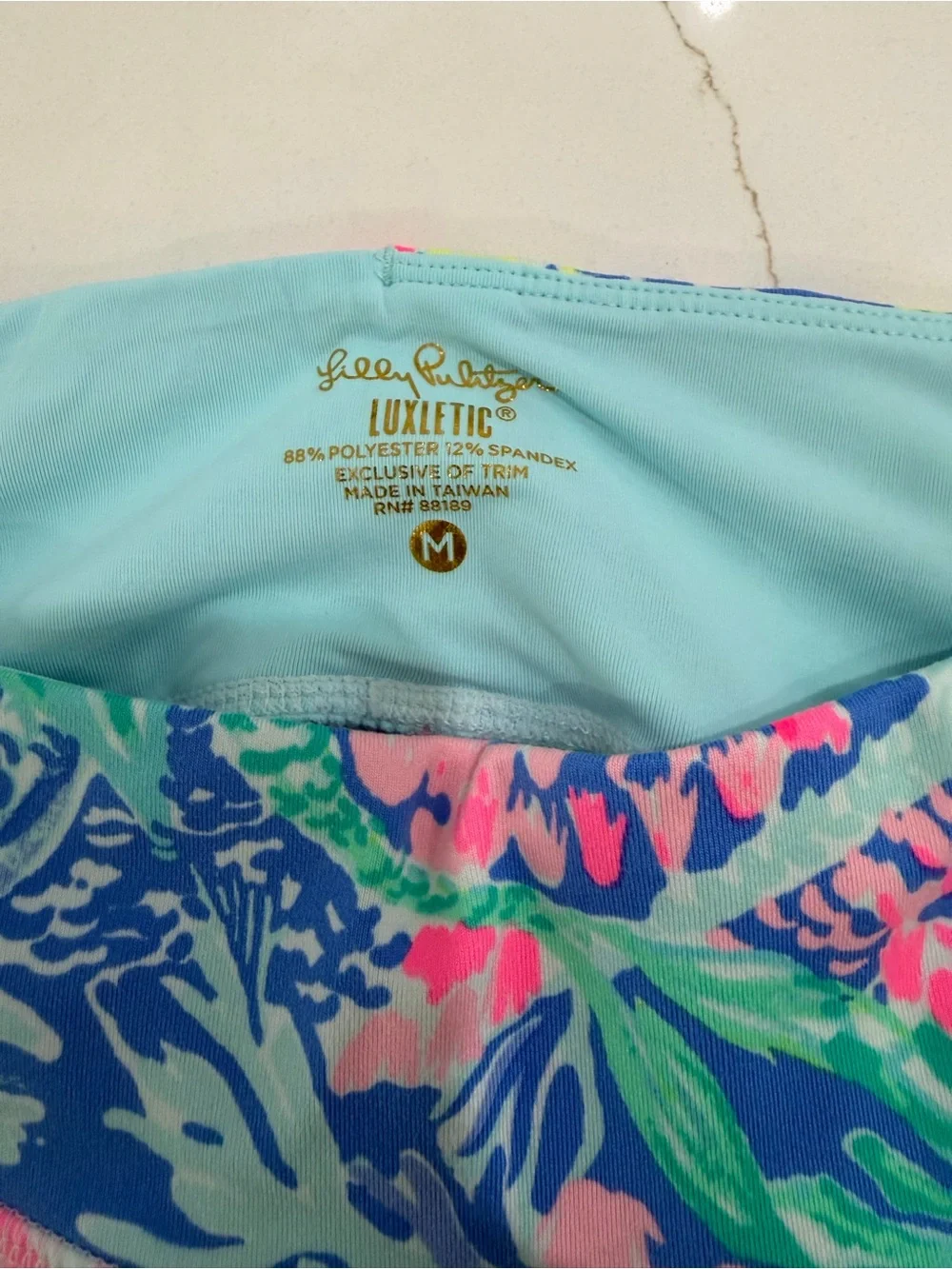 Lilly Pulitzer Luxletic Mermaids Print Cropped Leggings - Neon Blue & Pink